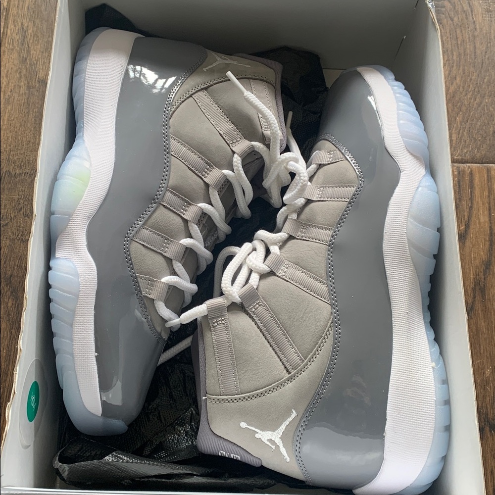 Air Jordan 11 Retro (PLEASE READ BELOW)